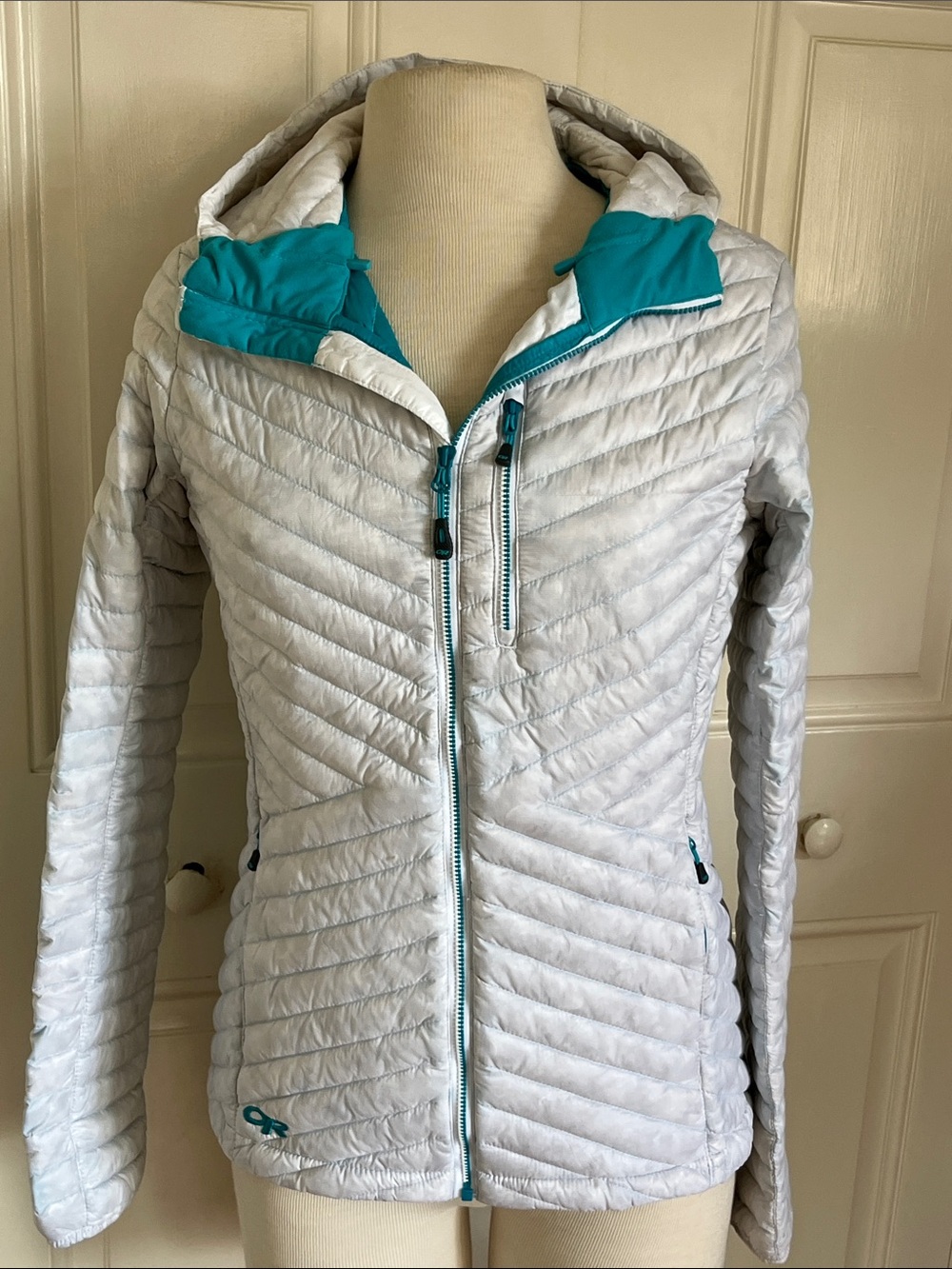 Outdoor Research White Quilted Puffer Jacket with Teal Trim